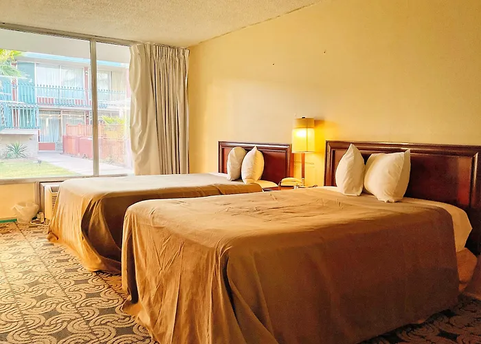 Glh Motel 2*