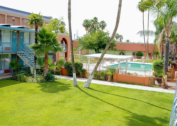 Glh Motel 2*