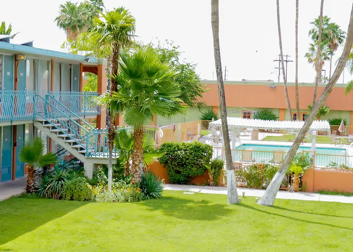 Glh Motel 2*